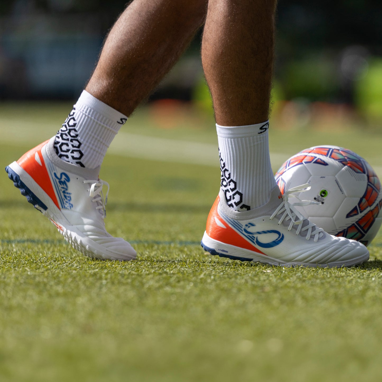 Senda Mendoza™ Elite Turf Shoes