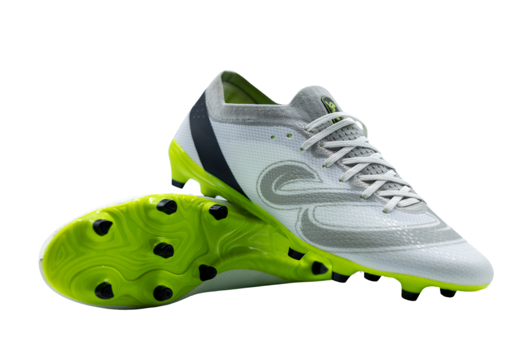 Senda Pampa Pro Soccer Cleats with neon green stud outsole and aerodynamic upper design for firm ground performance.

